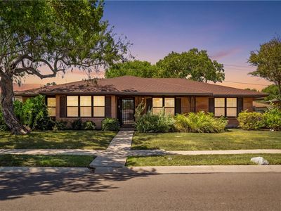 610 Carmel Pkwy