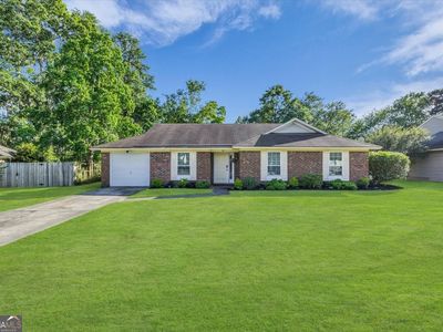 40 Whippoorwill Ln E
