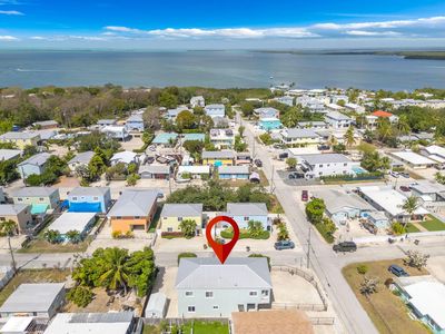 30 Coconut Dr