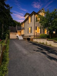40 Ross St