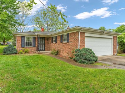 6734 Castle Manor Dr