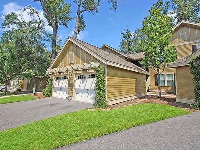 5508 Colonial Chatsworth Cir