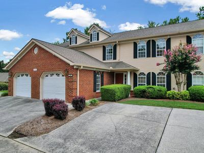 1702 Chestnut Oak Dr