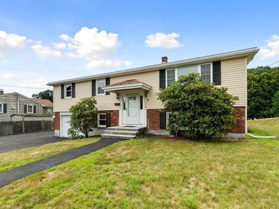 4 Eileen Rd