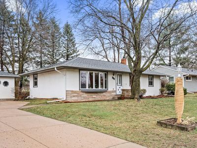 3760 Cranbrook Dr
