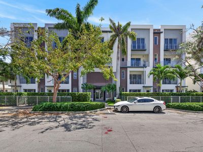 1044 NE 18th Avenue #203