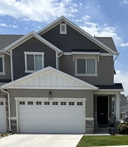 257 N Eaglewood Dr