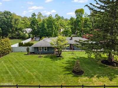 17 Ballantine Road