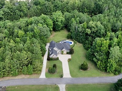 32 River Rapids Dr