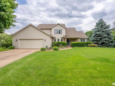 1010 Meadows Cir