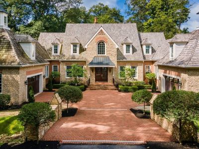 801 Autumn Ln