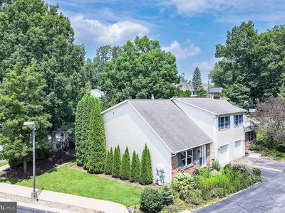 301 Amblewood Way
