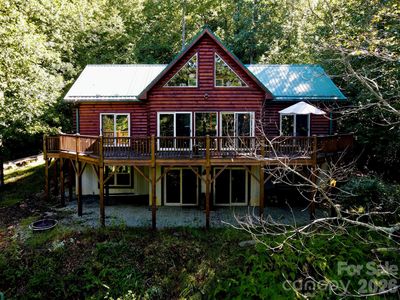 335 Mount Mitchell Dr