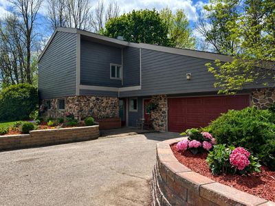 11101 ROBIN ROAD