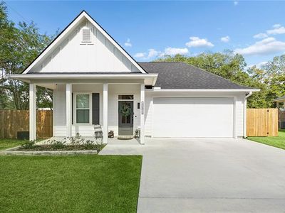 10824 Annie Cir
