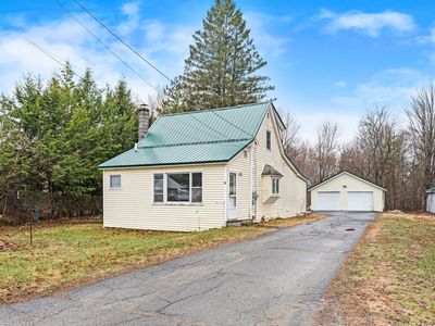 Property at 20 Highland Avenue, Bradley, ME
