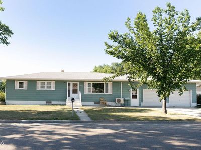 Property at 1002 10th St NE, Jamestown, ND