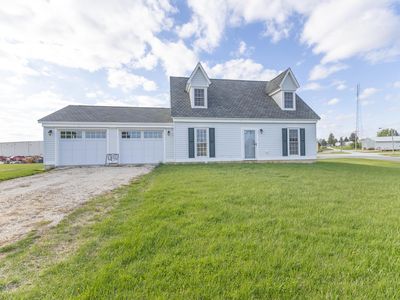 160 Wickett Dr NW