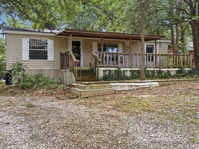 945 Lake Rd