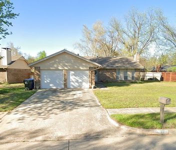 Property at 1176 Robin Hood Ln, Norman, OK