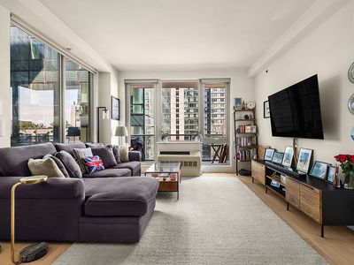 4415 Purves St APT 10B