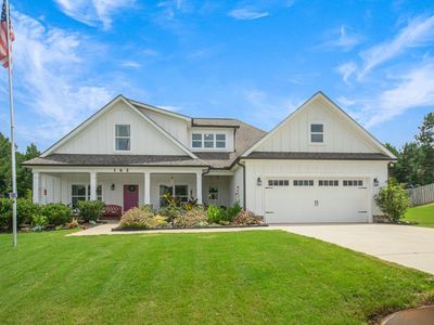 162 NW Alexander Lakes Dr