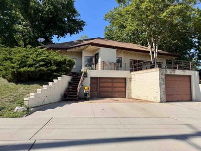 714 W 8th St