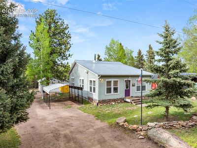 33 Maid Marian Dr