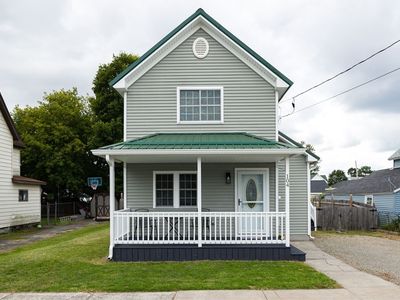 104 Superior St