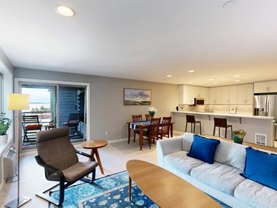 511 W Mercer Place UNIT 204