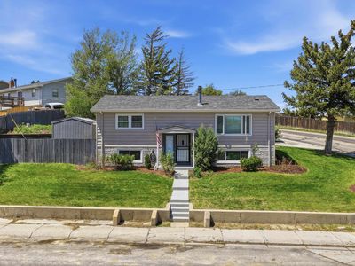 2500 Belmont Rd
