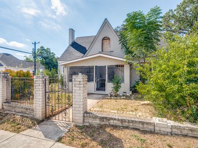 344 Belmont