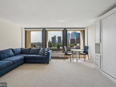 210 Locust St #9EW
