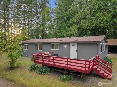21 E Burrows Lane