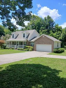 915 Irwin Dr