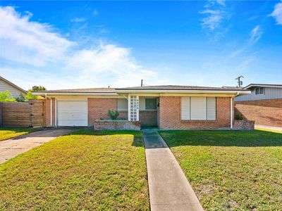 4606 Calvin Dr