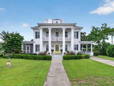 12 Dyal St