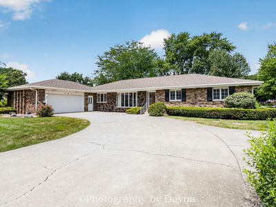 655 W End Dr