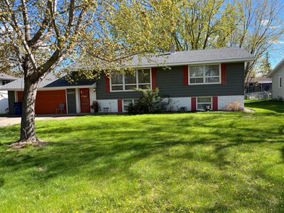5850 Rolling Ridge Rd