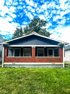1464 N Chester Ave