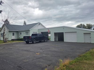 36 Willow Dr