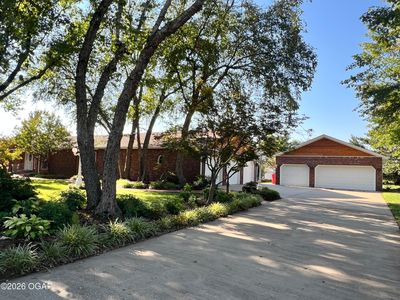 25318 Leffen Ln