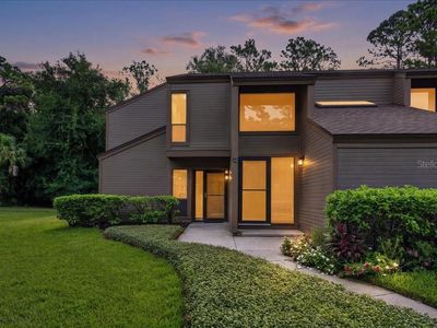 15 SHERBURY COURT