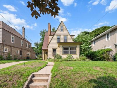 507 Elliott St SE