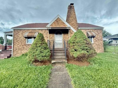 899 Country Club Rd