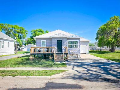 209 E Klug Ave