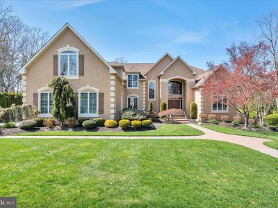 19 Simsbury Dr