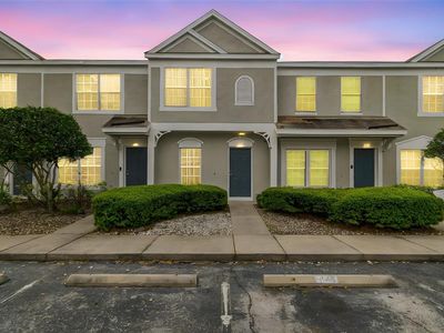 2237 Lake Woodberry Cir