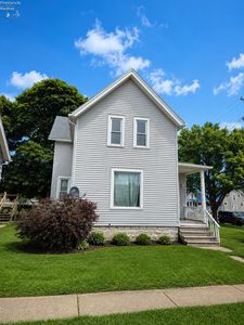 Property at 1330 Carr St, Sandusky, OH