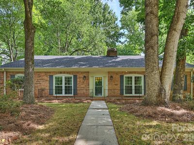 9301 Hinson Dr